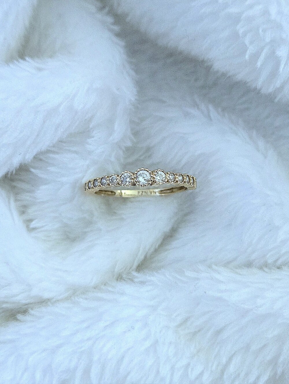 Dainty 14K Gold💛 Ring💍 with Fifteen Graduated Lab🧪 Created Diamonds💎 - Picture 2 of 16